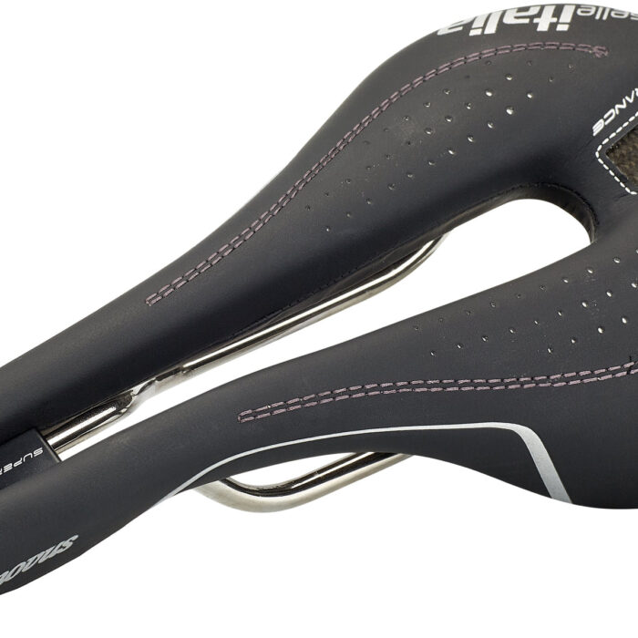 Selle Italia NOVUS Superflow Endurance Sattel black
